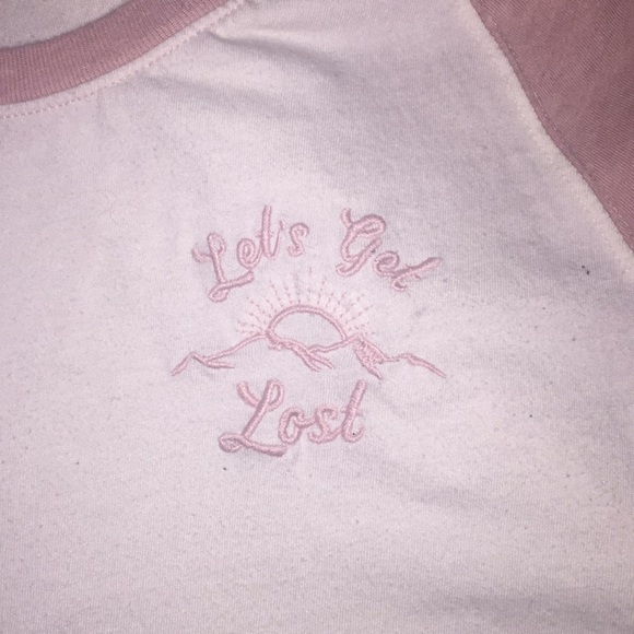 Shirts - Picture 3 of 4